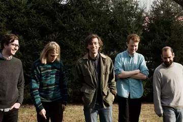 Real Estate (Matt Mondanile centre)