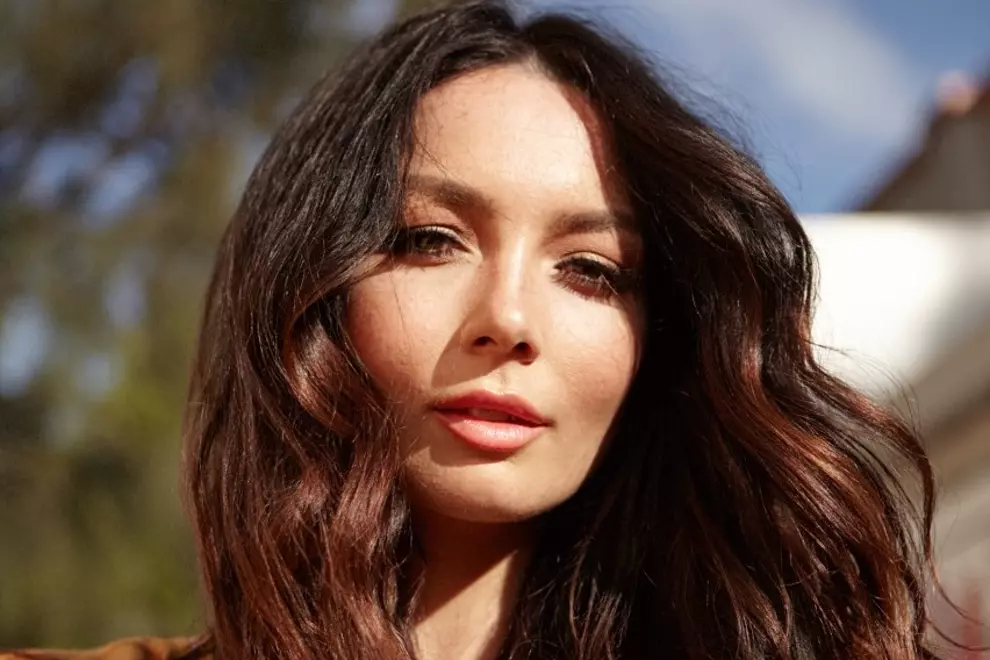 Ricki-Lee Coulter