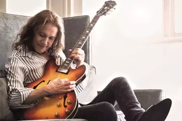 Robben Ford