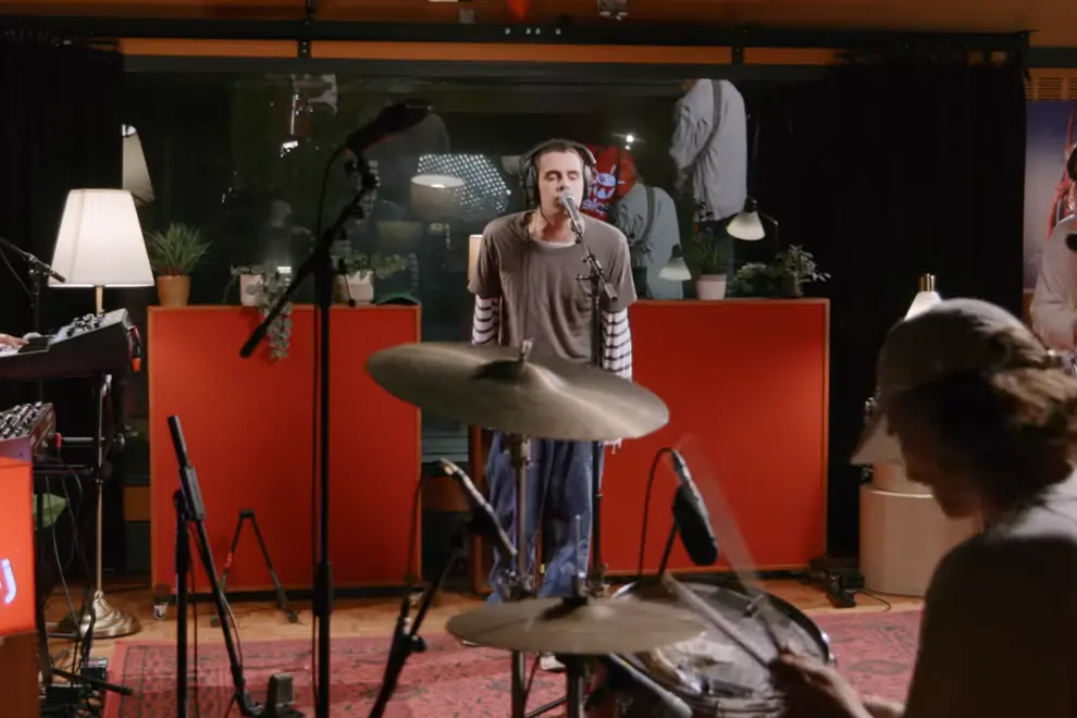 Royel Otis on triple j's 'Like A Version'