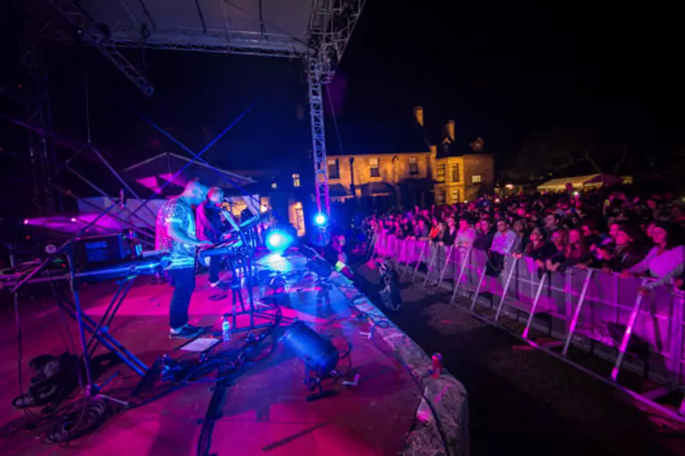 RUFUS. Pic by Yoann Derunes.