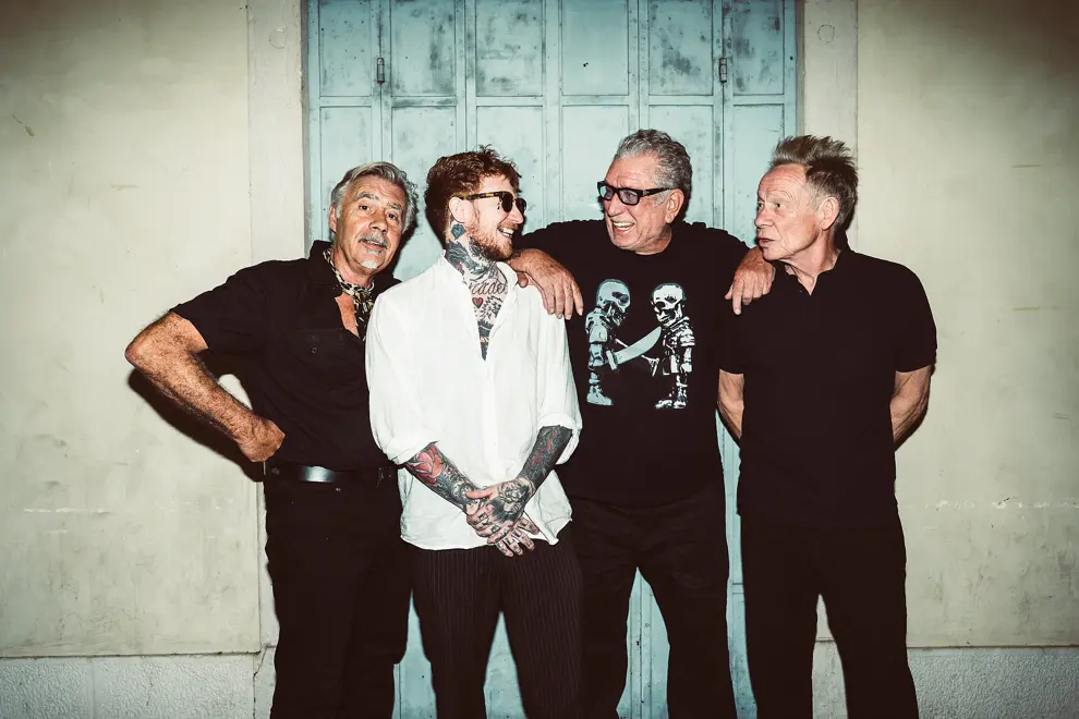 Sex Pistols featuring Frank Carter