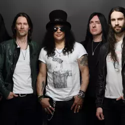 More Slash Feat Myles Kennedy & The Conspirators