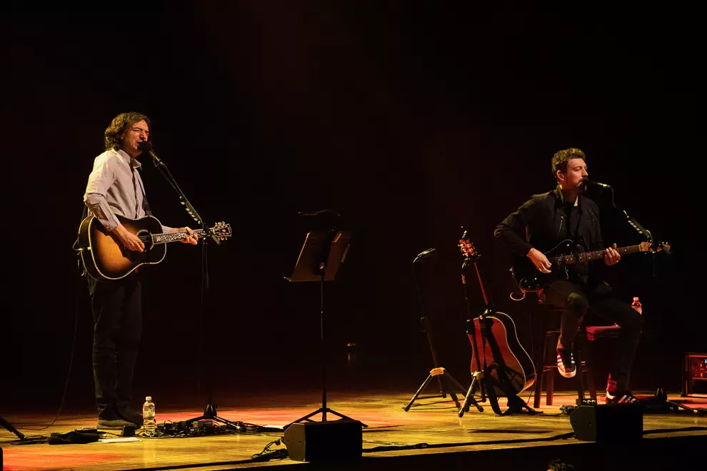Snow Patrol @ Sydney Opera House. Photos by Simone Fisher.