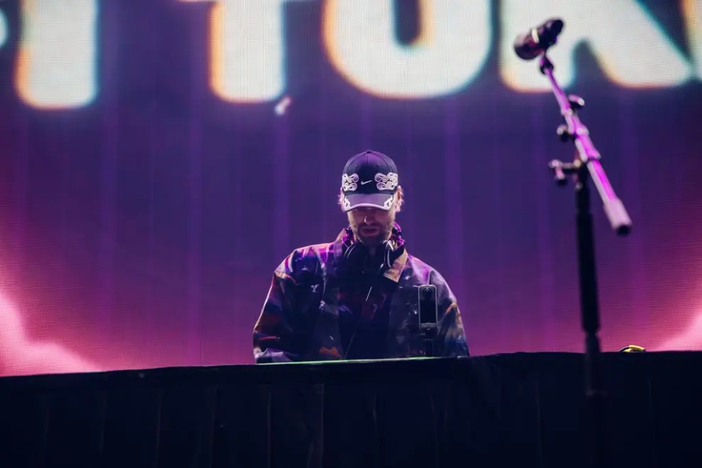 Sofi Tukker at John Cain Arena for AO Live