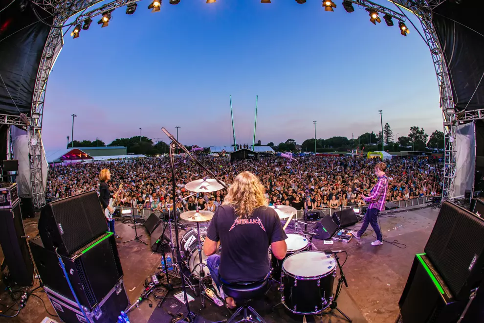 Spiderbait @ Scene & Heard, Wickham Park. Photo by Zennieshia Butts.