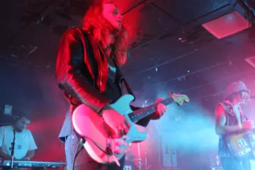 Sticky Fingers, Pic by Jann Angara