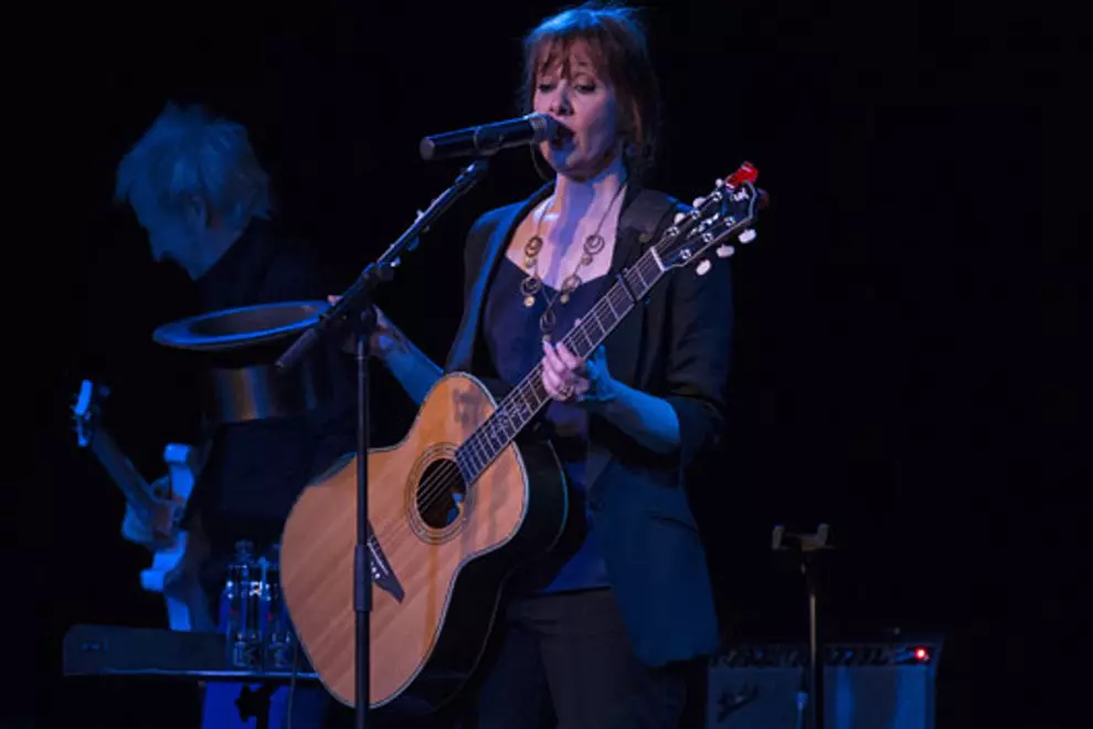 Suzanne Vega ; Pics by Peter Sharp