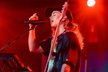 Tash Sultana during 'MTV Unplugged Melbourne'