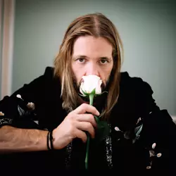 More Taylor Hawkins & The Coattail Riders