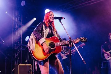 Taylor Moss Joins LeAnn Rimes’ Australian Arena Tour 