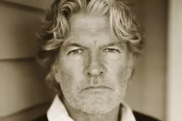 Tim Finn