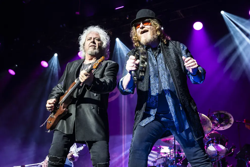 Toto performing live