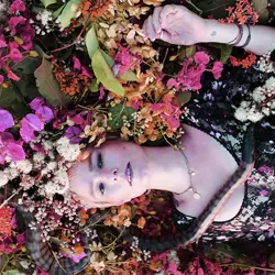 More Valentina Brave