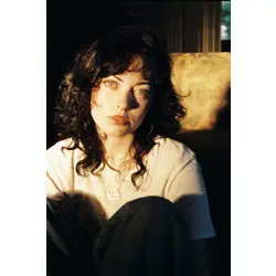More Violet Grohl