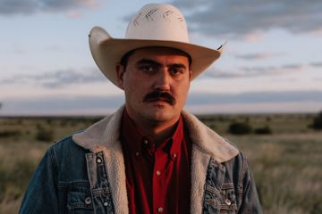Wade Forster Announces New Album ‘Gooseneck Party’ 