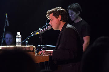 Live Review: Whitley