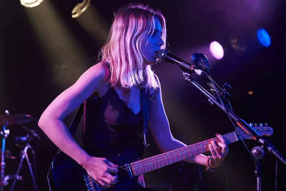 Wolf Alice Corner Hotel. Pic by Jay Hynes