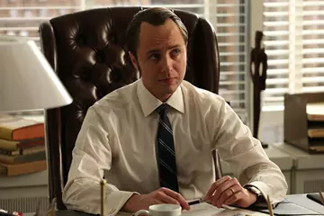 The Punchable-Weasel-Face gets his balls tickled by Duck Fucking Phillips this week...