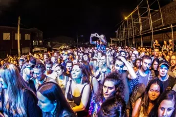 Photos by Brendan Delavere