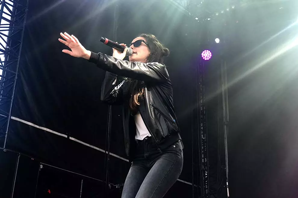 Band images by Elizabeth Chapman