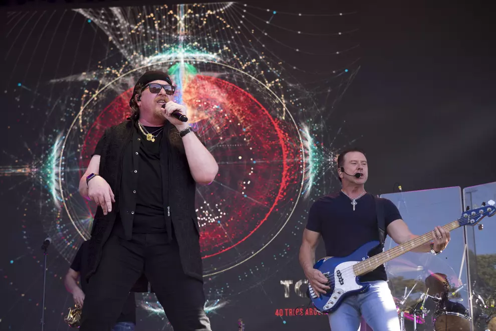 Toto at Falls Festival. Pic by Linda Dunjey