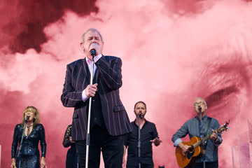 John Farnham's Band To Attempt To Smash Australian Book Of Records With 'We Are The Voice'