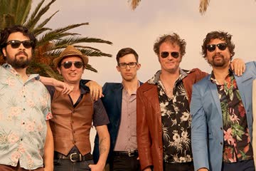 Live Review: Buoys Of Summer