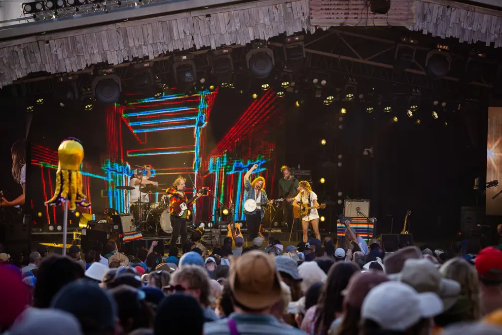 Bonny Light Horseman