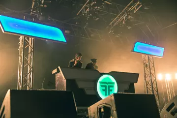 Pic by Caleb Macintyre