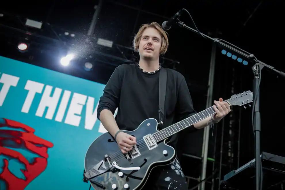 Nothing But Thieves - Photo By Josh Groom 