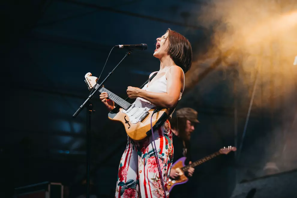 Middle Kids @ Laneway Festival, Brisbane Showgrounds. Photos by Claudia Ciapocha.