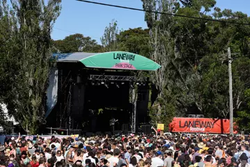 Laneway Festival @ Callan Park. Photos by Simone Fisher.