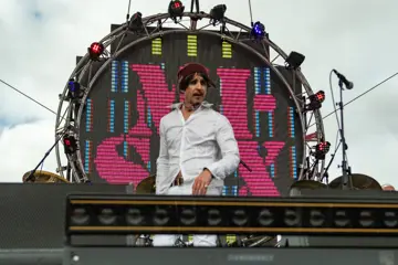 Mi-Sex at the Mundi Mundi Bash