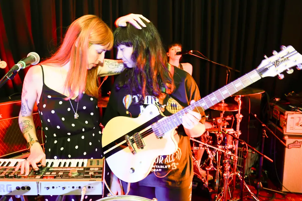 Los Bitchos @ Lord Gladstone