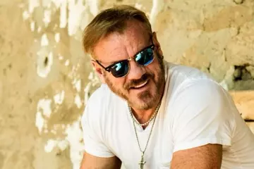 Phil Vassar
