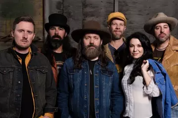 The Hello Darlins