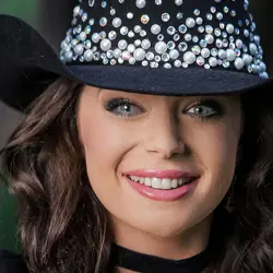 More Sabrina Durante