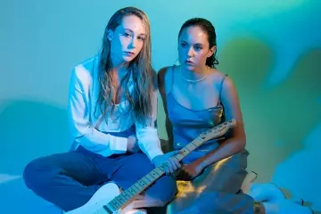 Ella & Sienna