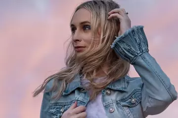 Melanie Dyer
