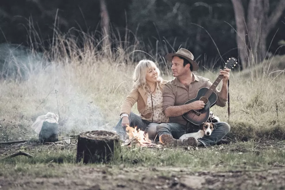 Felicity Urquhart & Josh Cunningham