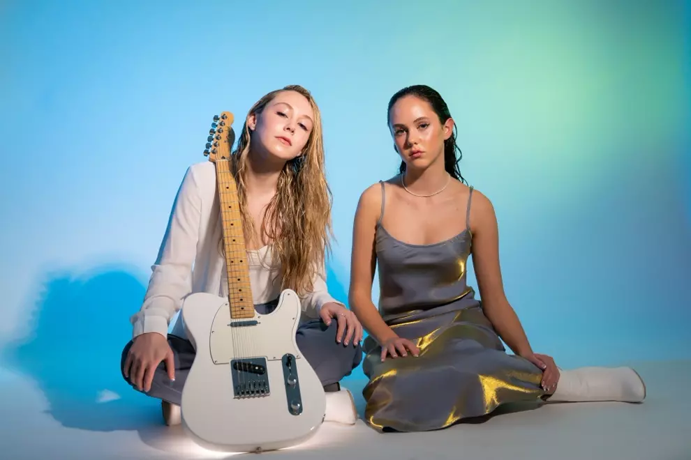 Ella & Sienna