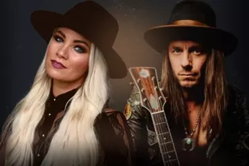 Hayley Jensen & Clayton Bellamy 
