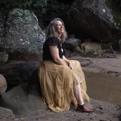 More Hannah Gillespie