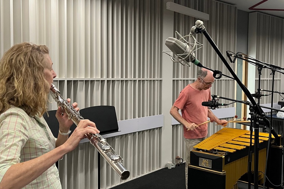 https://media.themusic.com.au/images/standard/gigguide/08b1ee49-a084-4885-900f-34e6aaab68a0.990x660.jpg