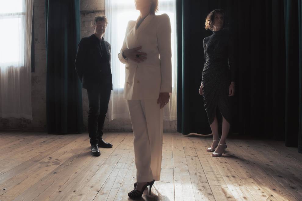 https://media.themusic.com.au/images/standard/gigguide/34ae7445-5374-41b0-84b2-6d4cf05d9f0f.990x660.jpg