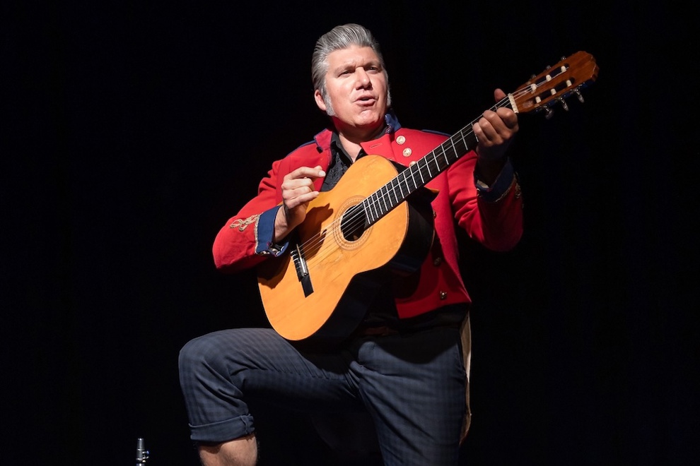 https://media.themusic.com.au/images/standard/gigguide/b8ef7f5d-bae1-4183-a4d5-95de18d24fd5.990x660.jpg