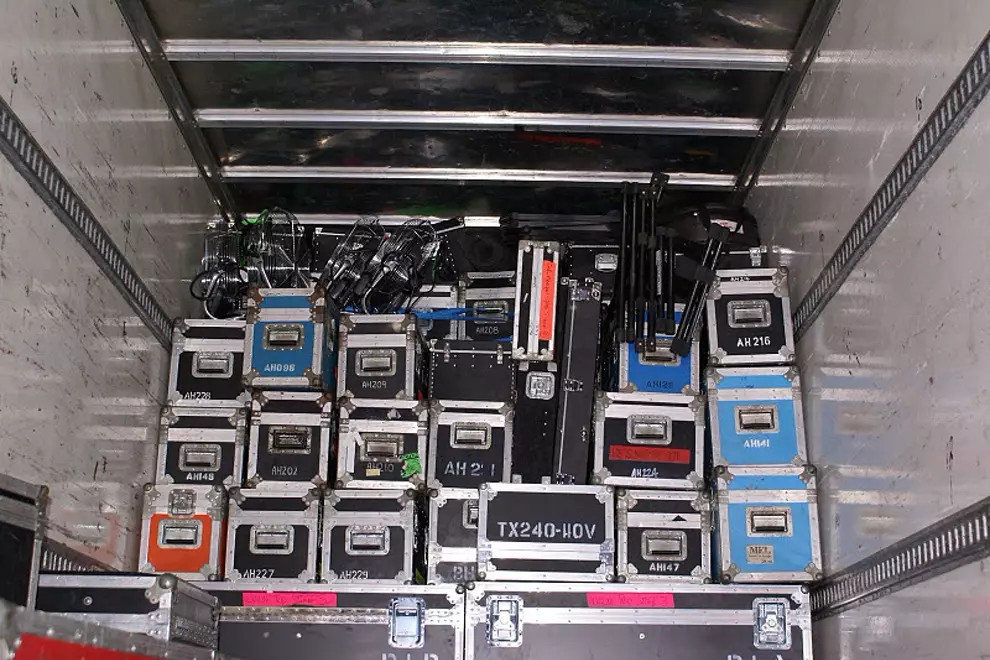 Photo via stagesystems.com.au