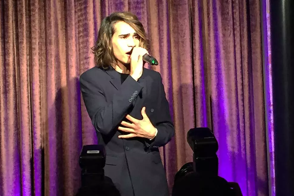 Isaiah Firebrace at Paris Cat Jazz Club