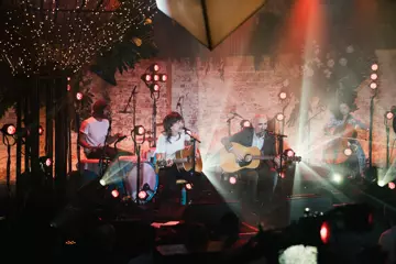 Courtney Barnett & Paul Kelly on MTV Unplugged